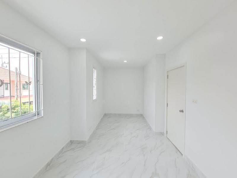 Baan Pruksa 92 Rangsit – Lamlukka, Pathum Thani, Chonmark Phichan Road, Lat Sawai, Lam Luk Ka, Pathum Thani, 3 Bedrooms, 70 sqm, Townhouse For Sale, by พิมพ์นภัส ภูธนภัทร, 500619456 - DDproperty.com