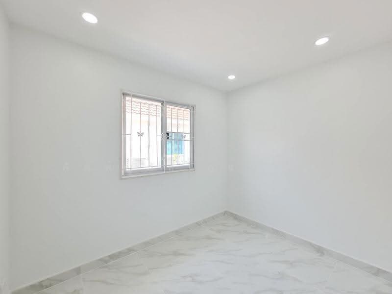 Baan Pruksa 92 Rangsit – Lamlukka, Pathum Thani, Chonmark Phichan Road, Lat Sawai, Lam Luk Ka, Pathum Thani, 3 Bedrooms, 70 sqm, Townhouse For Sale, by พิมพ์นภัส ภูธนภัทร, 500619456 - DDproperty.com