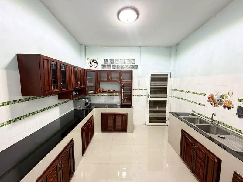 ขาย ทาวน์เฮ้าส์ หมู่บ้าน โชคเจริญ ไทรน้อย, Nonthaburi, Sai Noi, Nonthaburi, 2 Bedrooms, 80 sqm, Townhouse For Sale, by กรณวัสส์ กัณฑวัสส์วงส์, 500619502 - DDproperty.com