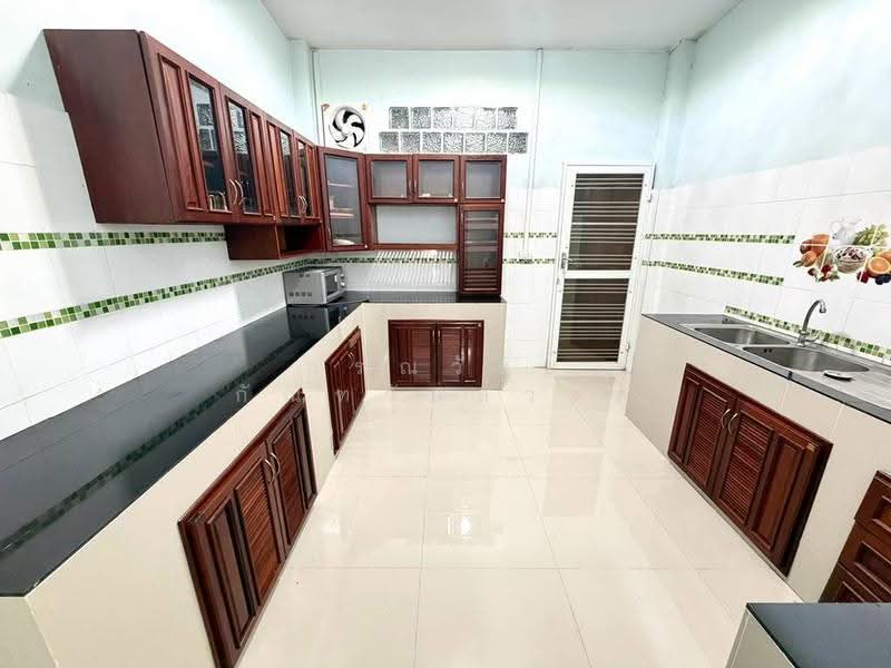 ขาย ทาวน์เฮ้าส์ หมู่บ้าน โชคเจริญ ไทรน้อย, Nonthaburi, Sai Noi, Nonthaburi, 2 Bedrooms, 80 sqm, Townhouse For Sale, by กรณวัสส์ กัณฑวัสส์วงส์, 500619502 - DDproperty.com