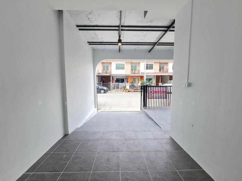 Renovated Townhouse: Pruksa 96/1, Khlong Luang, Pathum Thani, Pathum Thani, ถนนเลียบคลองสอง, Khlong Song, Khlong Luang, Pathum Thani, 3 Bedrooms, 70 sqm, Townhouse For Sale, by พิมพ์นภัส ภูธนภัทร, 500619504 - DDproperty.com