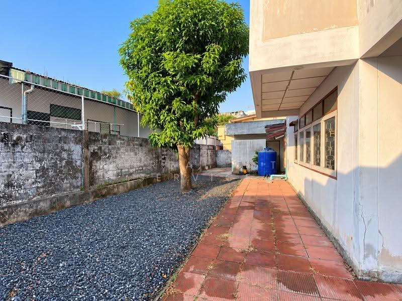 หมู่บ้านอมรพันธ์ 9 รุ่น 1 ซอย เสนานิคม 1, Bangkok, Lat Phrao, Bangkok, 3 Bedrooms, 200 sqm, Single Detached House For Sale, by HOME Real Estate Service, 500619532 - DDproperty.com