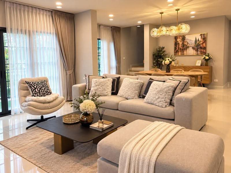Centro Bangna Phase 2, Samut Prakan, Bang Kaeo, Bang Plee, Samut Prakan, 4 Bedrooms, 368 sqm, Single Detached House For Rent, by Sunitra Sachdev, 500619542 - DDproperty.com
