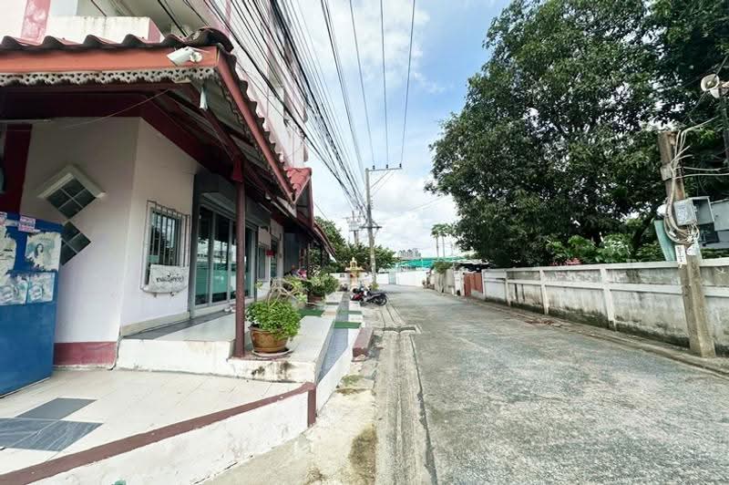 วสุ อพาร์ทเม้นท์, Bangkok, ยสุขุมวิท, Bang Chak, Phra Khanong, Bangkok, , 1,200 sqm, Shophouse For Sale, by คุณนา, 500619554 - DDproperty.com