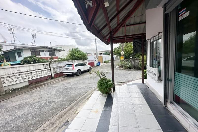 วสุ อพาร์ทเม้นท์, Bangkok, ยสุขุมวิท, Bang Chak, Phra Khanong, Bangkok, , 1,200 sqm, Shophouse For Sale, by คุณนา, 500619554 - DDproperty.com
