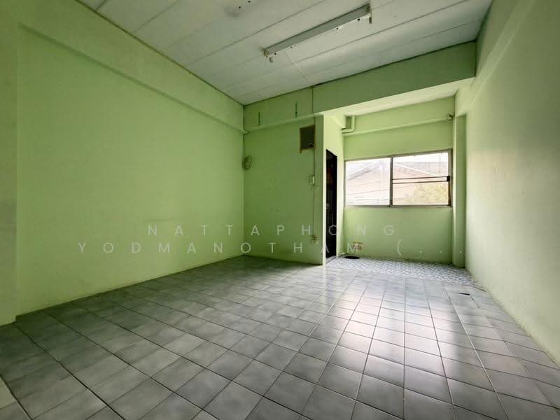 Land with a 5-Story Residential Building and a 2-Story Residential House, Bangkok, ซอยจรัญสนิทวงศ์ 97, Bang O, Bang Phlat, Bangkok, , 1,120 sqm, Shophouse For Sale, by NATTAPHONG Yodmanotham (K. Book), 500619568 - DDproperty.com