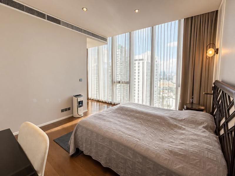 Kraam Sukhumvit 26, Bangkok, 55 Soi Sukhumvit 26 Sukhumvit Road, Khong Tan, Khlong Toei, Bangkok, 3 Bedrooms, 178 sqm, Condo For Sale, by พชร กีรติเมธานนท์, 500619599 - DDproperty.com