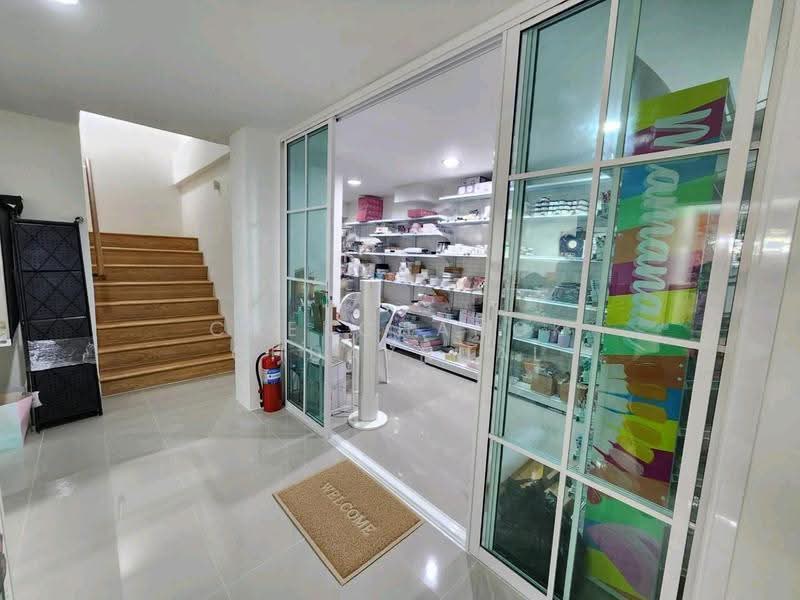 Home Office 5 ชั้น ติด MRT บางแค ที่ดิน19ตรวา. พื้นที่ใช้สอย 380ตรม. 4ห้องนอน 4ห้องน้ำ ขายเพียง 10.5, Bangkok, Bang Khae, Bangkok, , 380 sqm, Shophouse For Sale, by Chekchanok Chuaynual, 500619617 - DDproperty.com