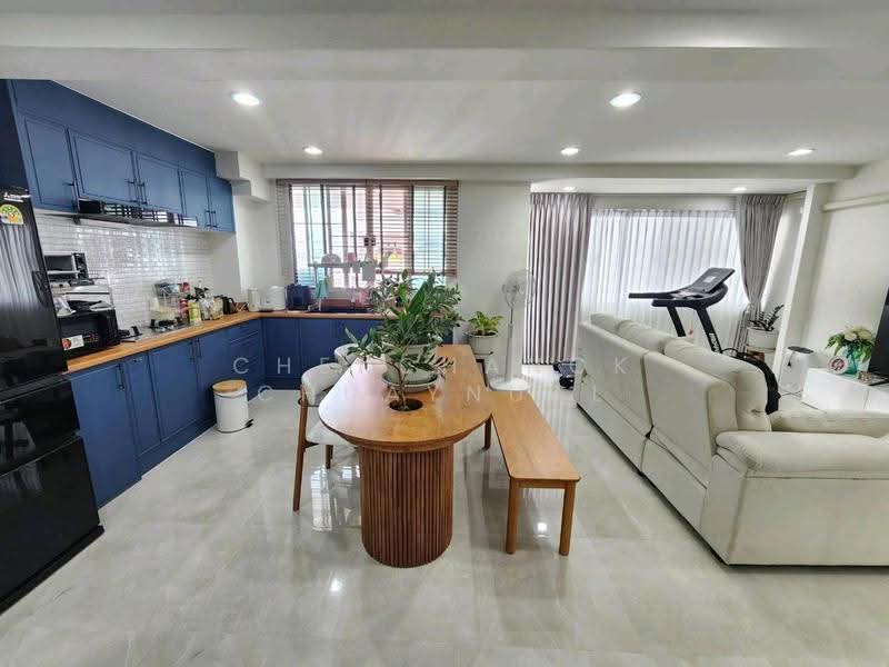 Home Office 5 ชั้น ติด MRT บางแค ที่ดิน19ตรวา. พื้นที่ใช้สอย 380ตรม. 4ห้องนอน 4ห้องน้ำ ขายเพียง 10.5, กรุงเทพ, บางแค, กรุงเทพ, 380 ตร.ม., ตึกแถว-อาคารพาณิชย์ ขาย, โดย Chekchanok Chuaynual, 500619617 - DDproperty.com