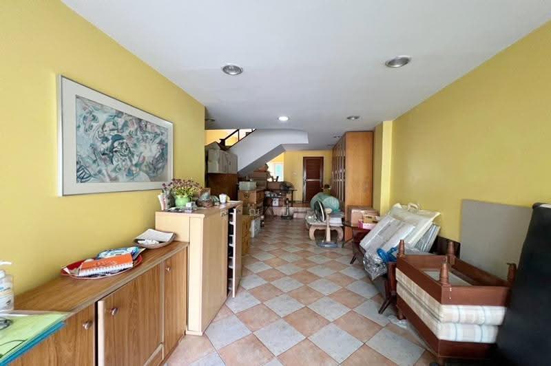 Neppark Villa, Bangkok, 99/106 Prasert Manukit Road, Chorake Bua, Lat Phrao, Bangkok, 4 Bedrooms, 320 sqm, Townhouse For Sale, by คุณบี, 500619637 - DDproperty.com