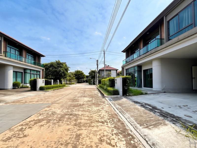 Venue Rama 9, Bangkok, Kanchanaphisek Road, Saphan Sung, Bangkok, 4 Bedrooms, 234 sqm, Single Detached House For Sale, by คุณวิญญุดา เหล่าสันน์, 500619649 - DDproperty.com