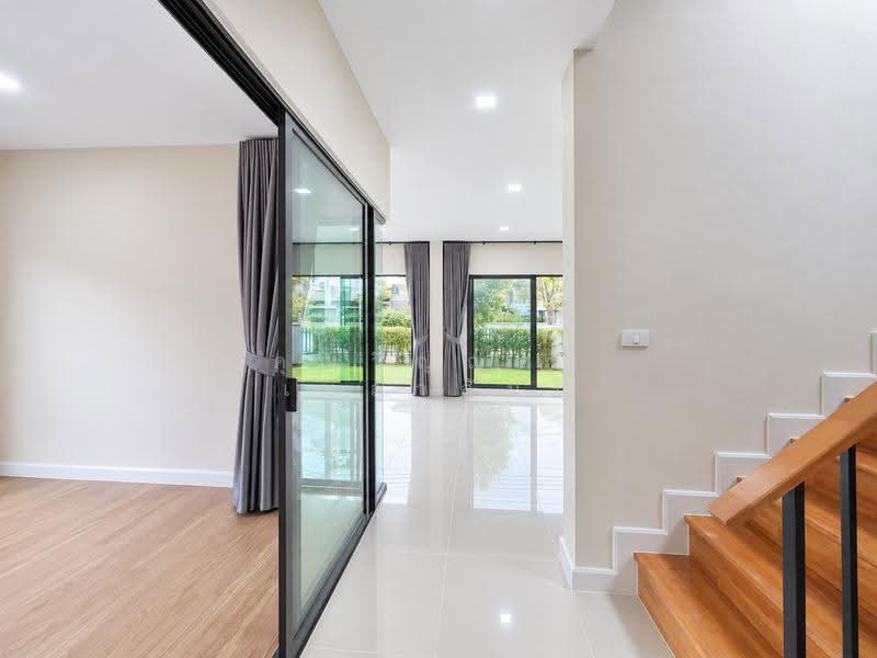 Venue Rama 9, Bangkok, Kanchanaphisek Road, Saphan Sung, Bangkok, 4 Bedrooms, 234 sqm, Single Detached House For Sale, by คุณวิญญุดา เหล่าสันน์, 500619649 - DDproperty.com