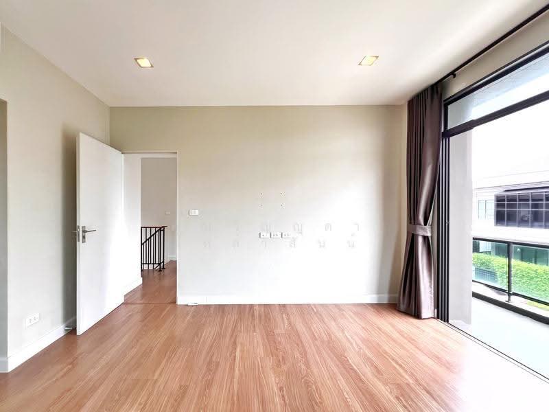 Venue Rama 9, Bangkok, Kanchanaphisek Road, Saphan Sung, Bangkok, 4 Bedrooms, 234 sqm, Single Detached House For Sale, by คุณวิญญุดา เหล่าสันน์, 500619649 - DDproperty.com