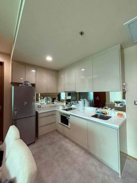 The Address Sathorn, Bangkok, 98 Sathorn Nua Road, Silom, Bang Rak, Bangkok, 2 Bedrooms, 70 sqm, Condo For Sale, by Piyathida Phanchomphu, 500619685 - DDproperty.com