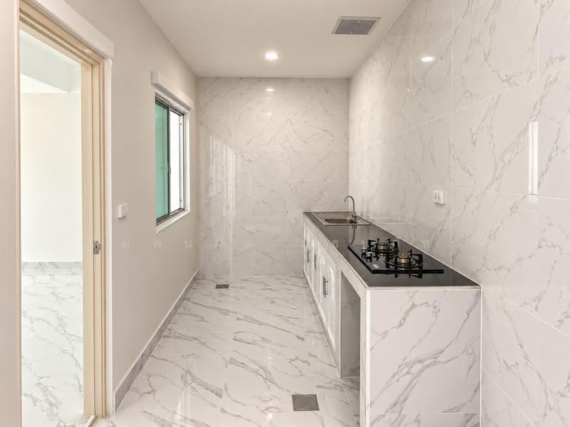 Baan Pruksa 119 Rangsit-Klong 2, Pathum Thani, 38 Phaholyothin Road 54/1, Khlong Song, Khlong Luang, Pathum Thani, 3 Bedrooms, 73 sqm, Townhouse For Sale, by พิมพ์นภัส ภูธนภัทร, 500619696 - DDproperty.com