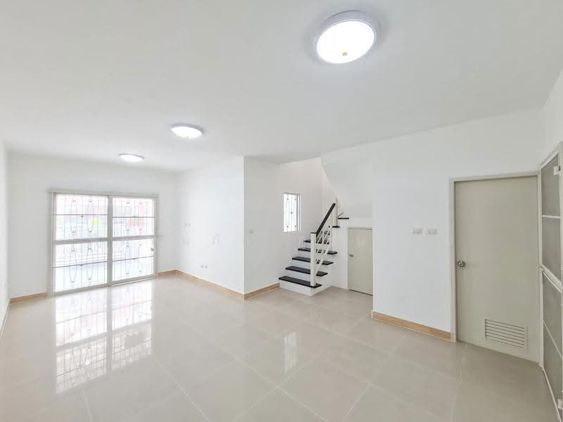 Pruksa Ville 16 Rangsit-Ongkarak, Pathum Thani, ปทุมธานี  ธัญบุรี  ประชาธิปัตย์, Prachathipat, Thanyaburi, Pathum Thani, 3 Bedrooms, 95 sqm, Townhouse For Sale, by พิมพ์นภัส ภูธนภัทร, 500619737 - DDproperty.com