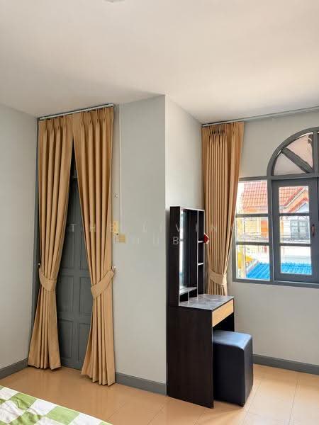 Petchpailin Phraya Suren 35, Bangkok, Bang Chun, Khlong Sam Wa, Bangkok, 2 Bedrooms, 68 sqm, Townhouse For Sale, by THE LIVING HUB, 500619771 - DDproperty.com
