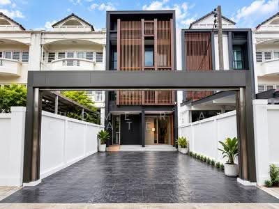 ขาย - บ้านเดี่ยวรีโนเวท ริต้าเฮาส์ ซอยลาดพร้าว 1, กรุงเทพ