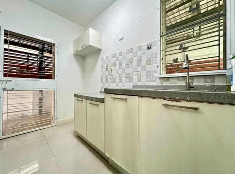 Perfect Park Ratchapruk, Nonthaburi, Ratchaphruek Road, Bang Rak Noi, Muang Nonthaburi, Nonthaburi, 3 Bedrooms, 136 sqm, Single Detached House For Sale, by Connex Property, 500619788 - DDproperty.com
