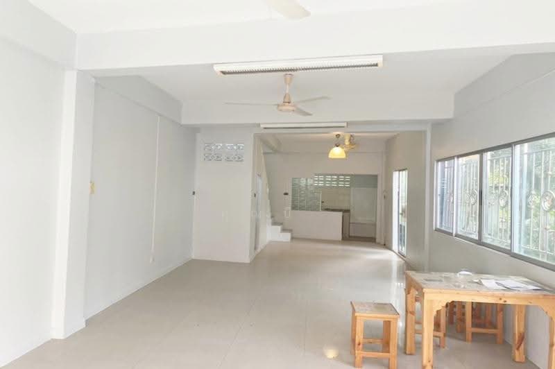 บ้านพิบูลย์ ลาดพร้าว 101, กรุงเทพ, ถนนบ่อปลา, นวมินทร์, บึงกุ่ม, กรุงเทพ, 340 ตร.ม., ตึกแถว-อาคารพาณิชย์ ขาย, โดย คุณบี, 500619790 - DDproperty.com