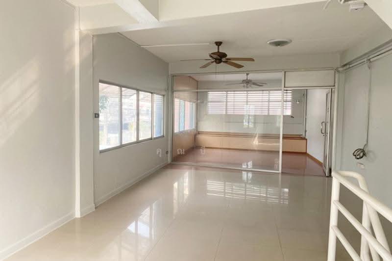 บ้านพิบูลย์ ลาดพร้าว 101, Bangkok, ถนนบ่อปลา, Nawamin, Bueng Kum, Bangkok, , 340 sqm, Shophouse For Sale, by คุณบี, 500619790 - DDproperty.com