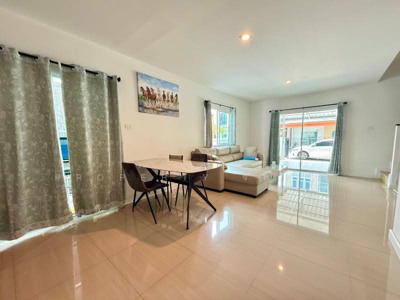 เดอะ มิกซ์ แกรนด์ ศรีราชา, Chon Buri (Pattaya), Nong - Kham, Si Racha, Chon Buri (Pattaya), 3 Bedrooms, 142 sqm, Townhouse For Sale, by The Best Property จี๊ดจ๊าด, 500619791 - DDproperty.com