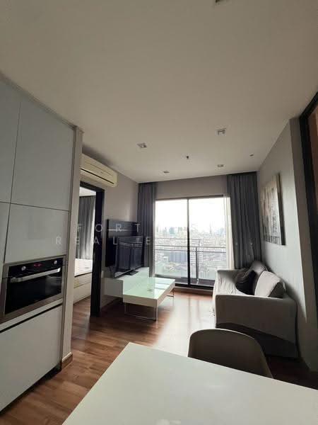 Ivy Ampio, Bangkok, 48 Ratchadaphisek Road, Huai Khwang, Bangkok, 1 Bedroom, 44 sqm, Condo For Rent, by Forty-Six Real Estate Group, 500619853 - DDproperty.com