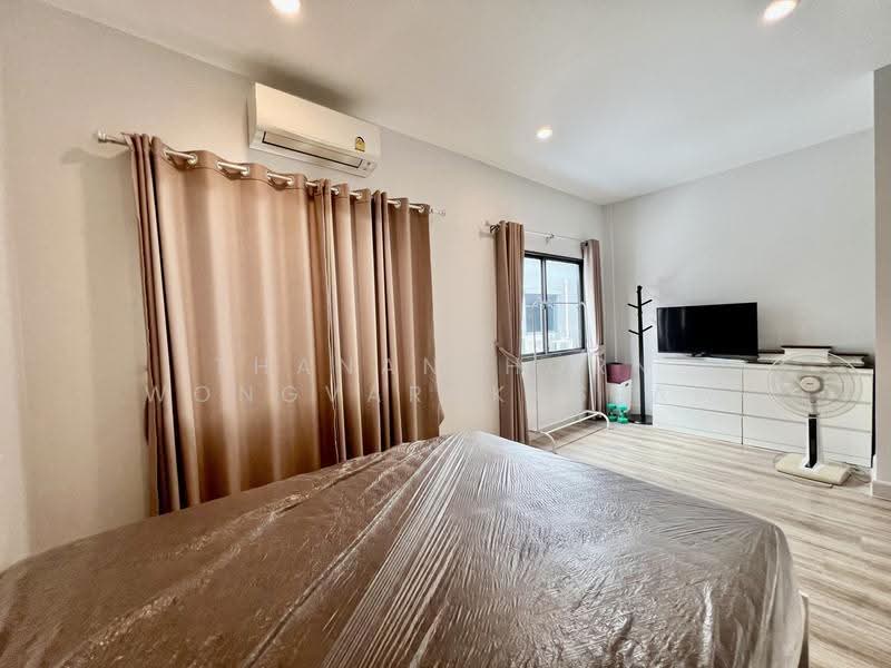 Verve Rama 9, Bangkok, Kanchanaphisek Road, Saphan Sung, Bangkok, 2 Bedrooms, 117 sqm, Townhouse For Rent, by Thananthorn Wongvarnkaseam, 500619859 - DDproperty.com
