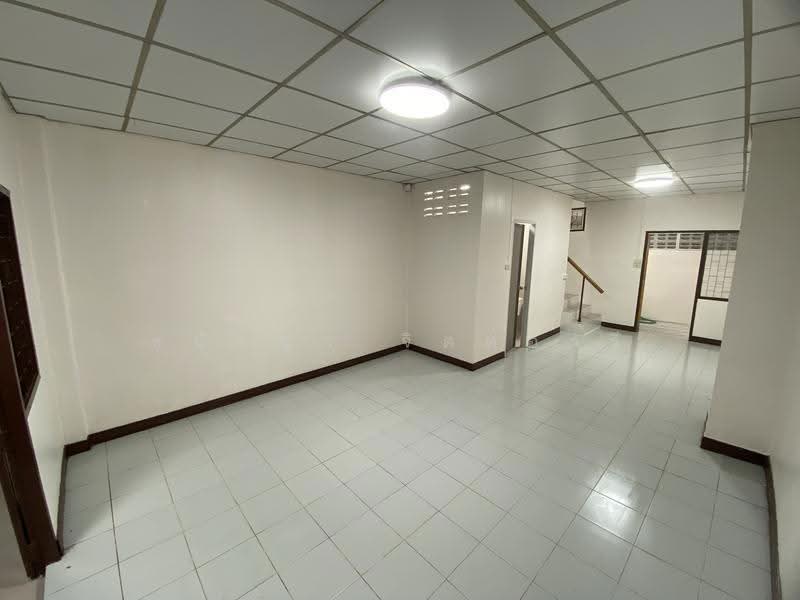 หมู่บ้านเกษราวิลล์, Nonthaburi, Wat Chalo, Bang Kruai, Nonthaburi, 2 Bedrooms, 110 sqm, Townhouse For Sale, by Tanudchaya Jitaree, 500619866 - DDproperty.com