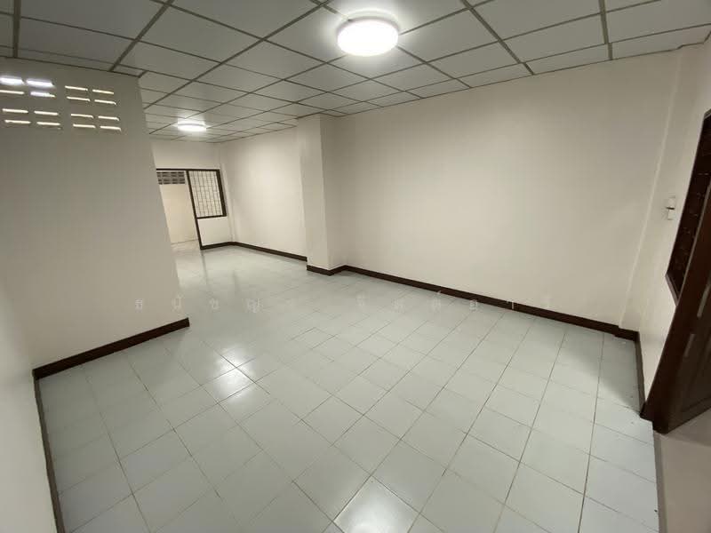 หมู่บ้านเกษราวิลล์, Nonthaburi, Wat Chalo, Bang Kruai, Nonthaburi, 2 Bedrooms, 110 sqm, Townhouse For Sale, by Tanudchaya Jitaree, 500619866 - DDproperty.com