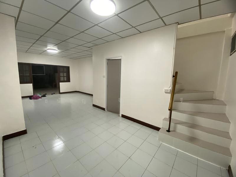 หมู่บ้านเกษราวิลล์, Nonthaburi, Wat Chalo, Bang Kruai, Nonthaburi, 2 Bedrooms, 110 sqm, Townhouse For Sale, by Tanudchaya Jitaree, 500619866 - DDproperty.com