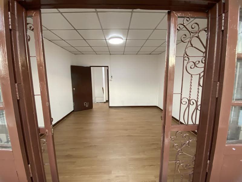 หมู่บ้านเกษราวิลล์, Nonthaburi, Wat Chalo, Bang Kruai, Nonthaburi, 2 Bedrooms, 110 sqm, Townhouse For Sale, by Tanudchaya Jitaree, 500619866 - DDproperty.com