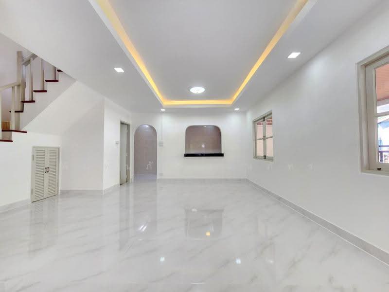 Baan Pruksa B Rangsit - Klong 3, Pathum Thani, Liab Klong Sam Road, Khlong Sam, Khlong Luang, Pathum Thani, 3 Bedrooms, 102 sqm, Townhouse For Sale, by พิมพ์นภัส ภูธนภัทร, 500619891 - DDproperty.com