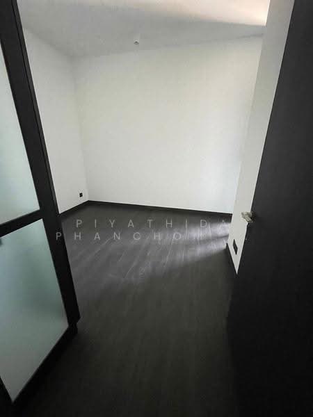 Tait Sathorn 12, Bangkok, Soi Sathorn 12, Sathorn Road, Silom, Bang Rak, Bangkok, 1 Bedroom, 52 sqm, Condo For Rent, by Piyathida Phanchomphu, 500619903 - DDproperty.com