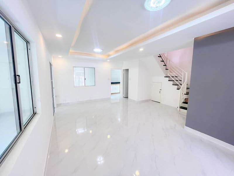 Baan Pruksa C : บ้านพฤกษาซี , ปทุมธานี, คลองสาม, คลองหลวง, ปทุมธานี, 96 ตร.ม., ทาวน์เฮ้าส์ ขาย, โดย พิมพ์นภัส ภูธนภัทร, 500619915 - DDproperty.com