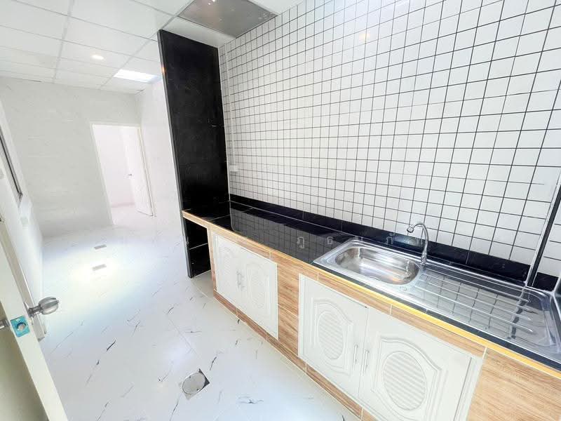 Baan Pruksa C, Pathum Thani, Khlong Sam, Khlong Luang, Pathum Thani, 3 Bedrooms, 96 sqm, Townhouse For Sale, by พิมพ์นภัส ภูธนภัทร, 500619915 - DDproperty.com