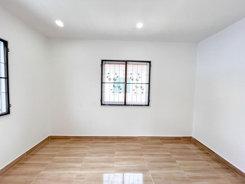 Baan Phrueksa D, Pathum Thani, Liab Klong Sam Road, Khlong Sam, Khlong Luang, Pathum Thani, 2 Bedrooms, 96 sqm, Townhouse For Sale, by พิมพ์นภัส ภูธนภัทร, 500619973 - DDproperty.com