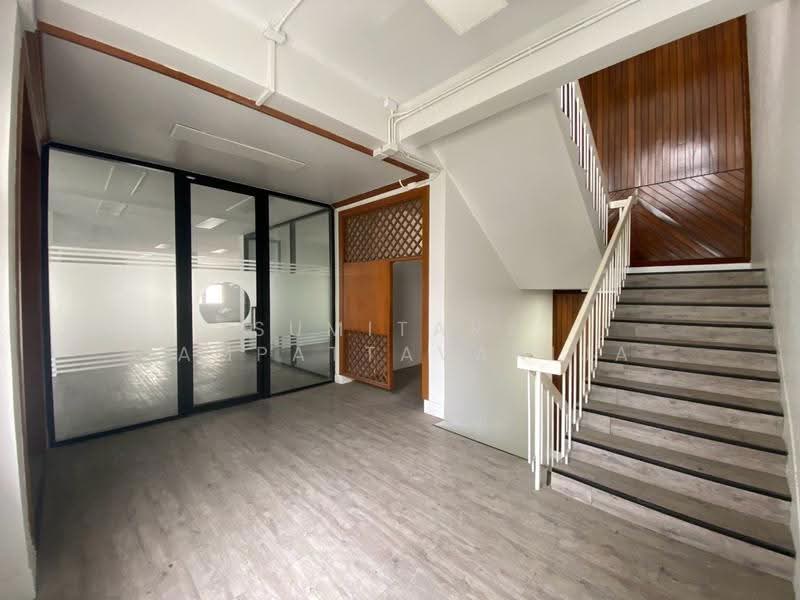 Space for rent Silom, Bangrak, Bangkok, Silom, Bang Rak, Bangkok, , 85 sqm, Retail Space For Rent, by Sumitara Sampattavanija, 500620011 - DDproperty.com
