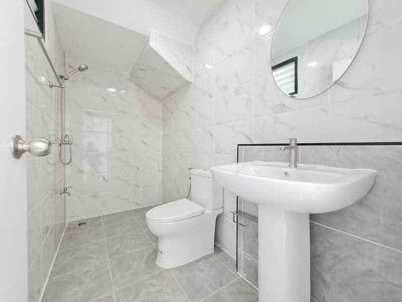 The Palazzetto Klongluang, Pathum Thani, Lieb Khlong 3 Road, Khlong Sam, Khlong Luang, Pathum Thani, 3 Bedrooms, 122 sqm, Townhouse For Sale, by พิมพ์นภัส ภูธนภัทร, 500620032 - DDproperty.com