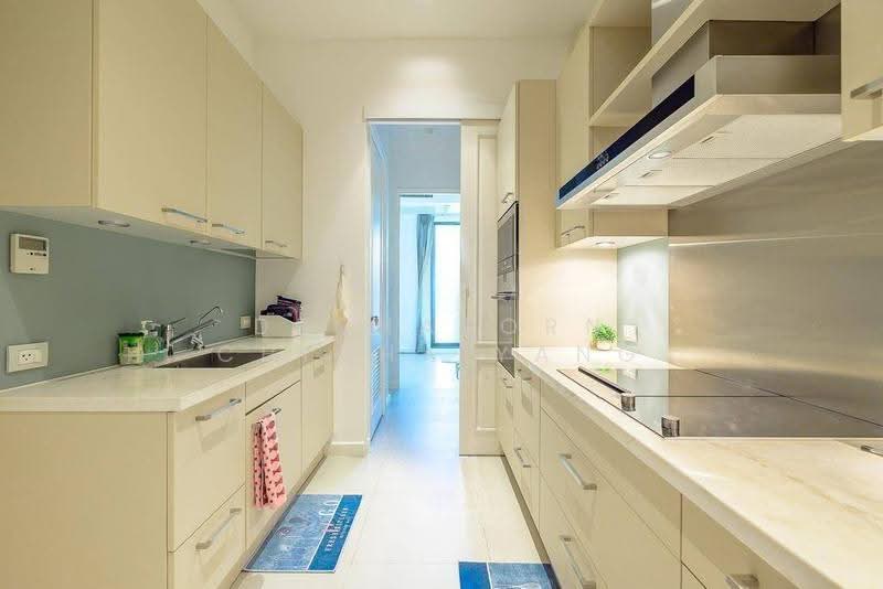 Le Raffine Sukhumvit 39, Bangkok, Soi Sukhumvit 39, Khlong Tan Nua, Watthana, Bangkok, 2 Bedrooms, 237 sqm, Condo For Rent, by Dechatorn Chichaiyang, 500620132 - DDproperty.com