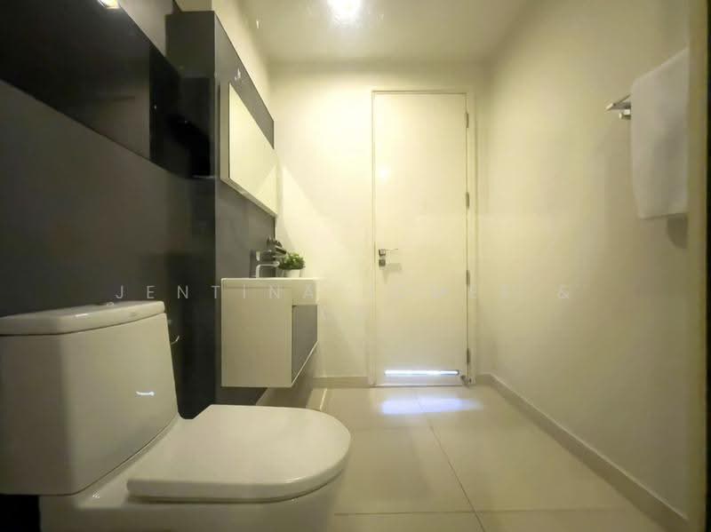 The Room Sukhumvit 62, Bangkok, 2288 Sukhumvit Road, Bang Chak, Phra Khanong, Bangkok, 2 Bedrooms, 90 sqm, Condo For Rent, by Jentina Homes & Co, 500620168 - DDproperty.com
