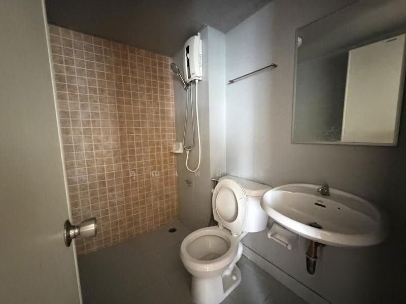 Lumpini Township Rangsit-Klong 1, Pathum Thani, 28 Rangsit-Nakhon Nayok Road, Khlong Chet, Khlong Luang, Pathum Thani, 1 Bedroom, 23 sqm, Condo For Sale, by คุณเหมียว, 500620171 - DDproperty.com