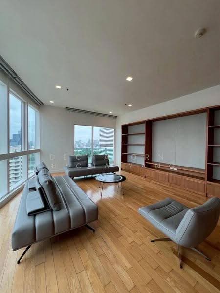 Millennium Residence, Bangkok, Sukhumvit Road, Khlong Toei, Bangkok, 3 Bedrooms, 193 sqm, Condo For Rent, by Dechatorn Chichaiyang, 500620258 - DDproperty.com