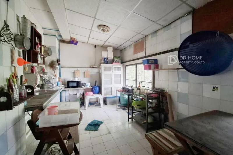 หมู่บ้านบุศรินทร์ ติดถนนบ้านกล้วย-ไทรน้อย, นนทบุรี, กาญจนาภิเษก, บางบัวทอง, นนทบุรี, 80 ตร.ม., ทาวน์เฮ้าส์ ขาย, โดย ธวินันท์ มิ่งมงคล, 500620273 - DDproperty.com
