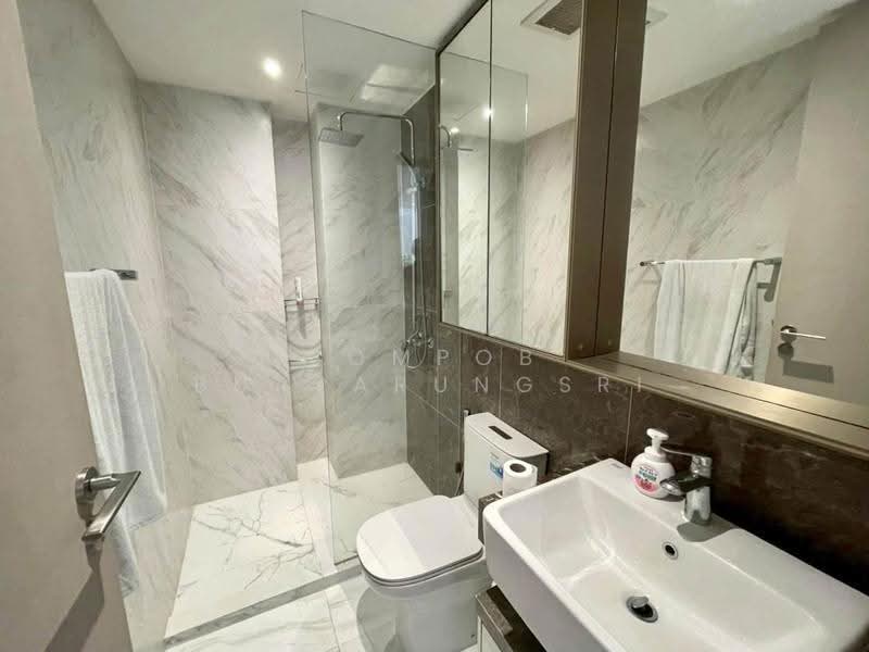 Fynn Asoke, Bangkok, 28 Sukhumvit 10 Alley, Khlong Toei, Bangkok, 2 Bedrooms, 70 sqm, Condo For Rent, by Sompob Buaparungsri, 500620347 - DDproperty.com