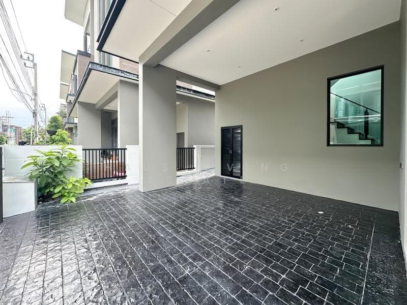 68 SOUL Ratchadapisek 68, Bangkok, Soi Ratchada 68, Ratchadaphisek Road, Bang Sue, Bangkok, 4 Bedrooms, 339 sqm, Single Detached House For Sale, by Haus Living Estate, 500620386 - DDproperty.com