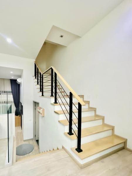 Arden Phatthanakan, Bangkok, Phatthanakan 20, Phatthanakan Road, Suan Luang, Bangkok, 3 Bedrooms, 185 sqm, Townhouse For Rent, by Home4rent, 500620424 - DDproperty.com