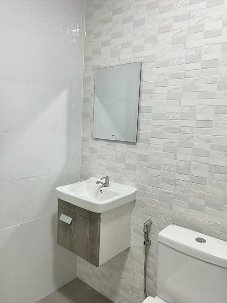 K.C. Ramintra 8, Bangkok, Hathairat Road, Sam Wa Tawan Tok, Khlong Sam Wa, Bangkok, 2 Bedrooms, 80 sqm, Townhouse For Sale, by นภัสศรณ์ วงศ์สินไทยกร (นันท์), 500620434 - DDproperty.com