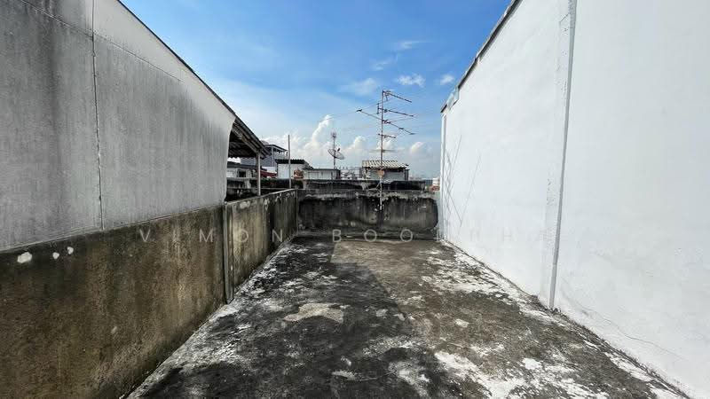 ทาวน์โฮม ลาดพร้าว 87, Bangkok, Khlong Chaokhun Sing, Wang Thonglang, Bangkok, 4 Bedrooms, 200 sqm, Townhouse For Sale, by Vimon Boodpha, 500620463 - DDproperty.com