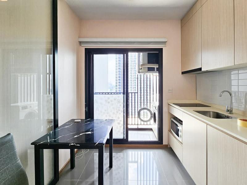 Metris Rama 9-Ramkhamheang, Bangkok, New Rama 9 Road, Hua Mak, Bang Kapi, Bangkok, 1 Bedroom, 31 sqm, Condo For Sale, by Laksana Chaichana, 500620559 - DDproperty.com